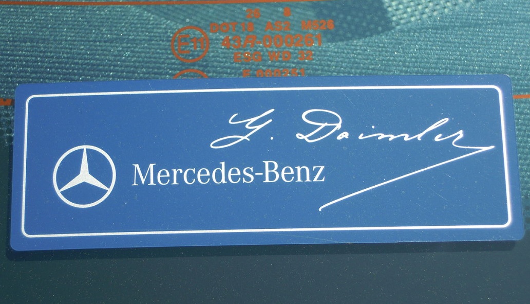 メルセデスベンツ　正規輸入　ディーラーステッカーシール